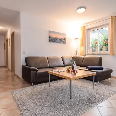 Apartment Schulstraße S2 *